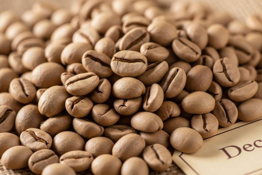 قهوه بدون کافئين چیست؟ خواص و مضرات قهوه دیکاف 2 فواید و مضرات قهوه دیکاف بدون کافئين edited